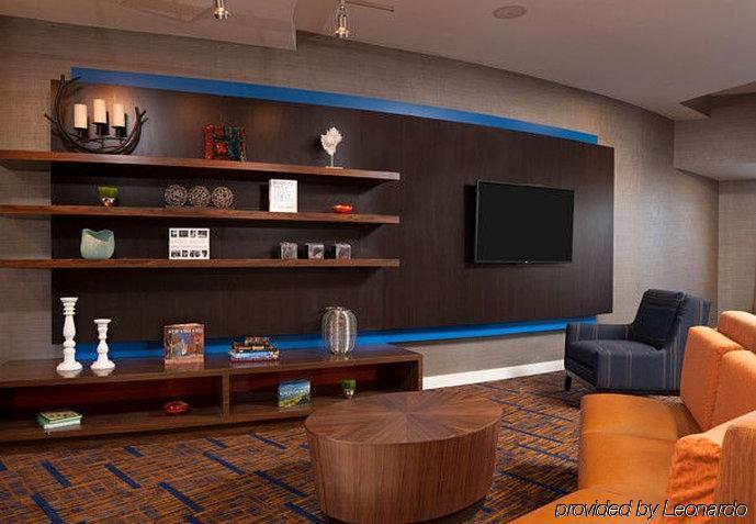 Courtyard Hartford 3*